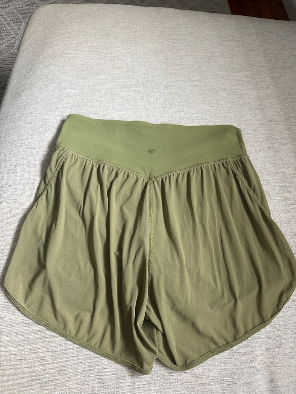 lululemon Bronze Green Lulu and mesh high waist yoga shorts - Picture 4 of 5